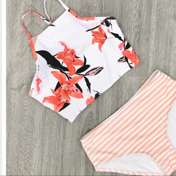 {Misty Pearl}Size Medium Hi Neck Brazilian Bikini - Picture 3 of 4